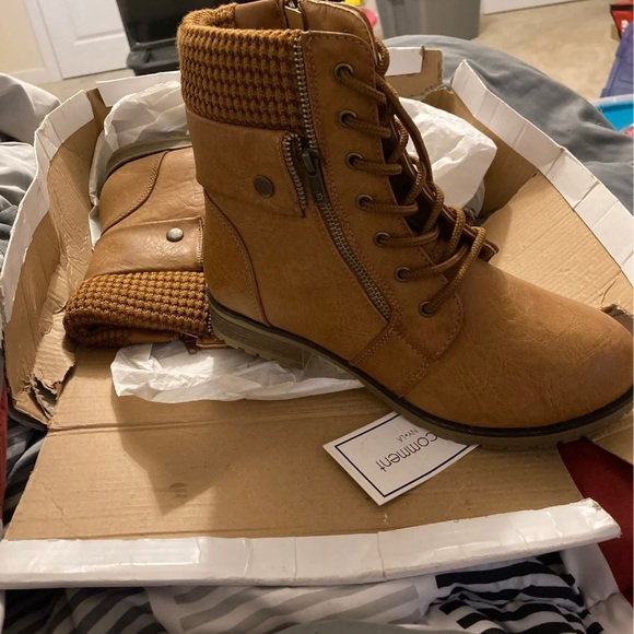 Combat boots brand new size 7 - Picture 1 of 2